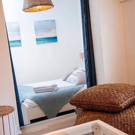 2 Personnes, Place St Sauveur A 2min Apartmán Caen