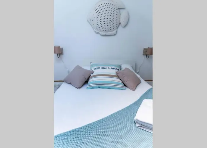 2 Personnes, Place St Sauveur A 2min Apartment Caen