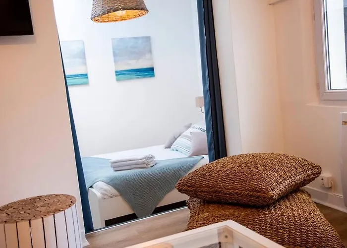 2 Personnes, Place St Sauveur A 2min Apartment Caen